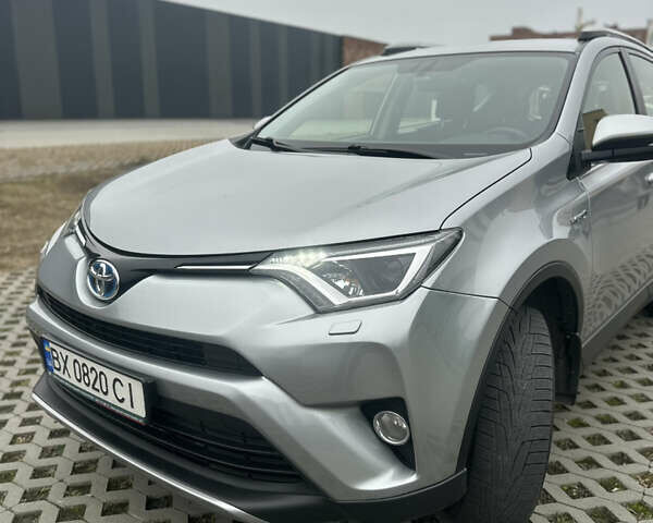 Серый Тойота РАВ 4, объемом двигателя 2.49 л и пробегом 127 тыс. км за 24950 $, фото 5 на Automoto.ua