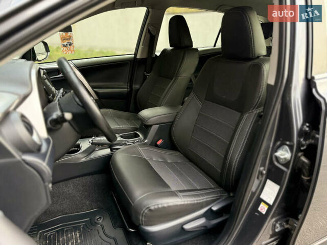 Сірий Тойота РАВ 4, об'ємом двигуна 2.5 л та пробігом 77 тис. км за 21500 $, фото 12 на Automoto.ua
