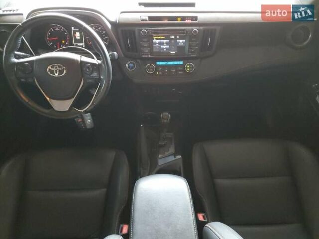 Сірий Тойота РАВ 4, об'ємом двигуна 2.49 л та пробігом 128 тис. км за 5400 $, фото 7 на Automoto.ua
