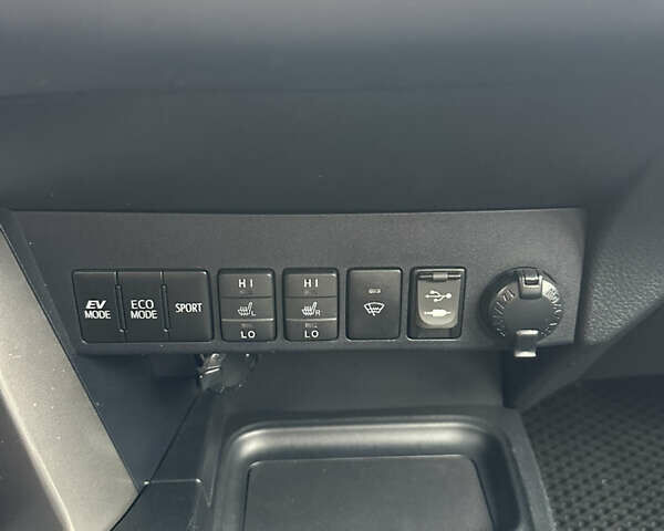 Серый Тойота РАВ 4, объемом двигателя 2.49 л и пробегом 127 тыс. км за 24950 $, фото 15 на Automoto.ua