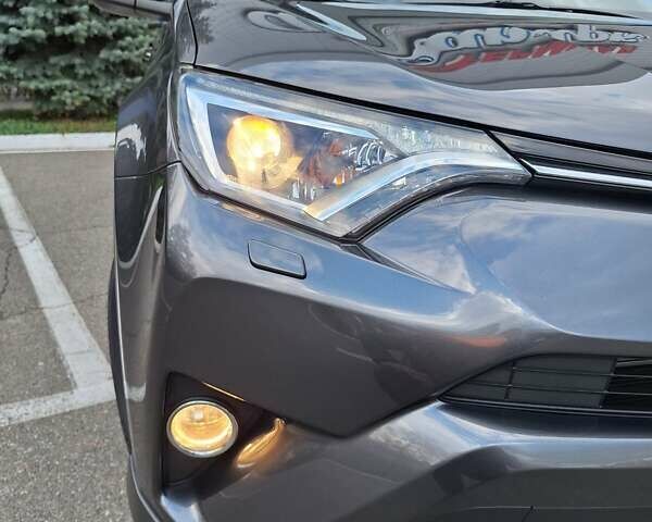 Серый Тойота РАВ 4, объемом двигателя 2.49 л и пробегом 87 тыс. км за 24500 $, фото 23 на Automoto.ua