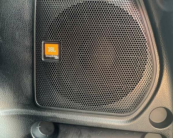 Сірий Тойота РАВ 4, об'ємом двигуна 2.49 л та пробігом 172 тис. км за 24999 $, фото 7 на Automoto.ua