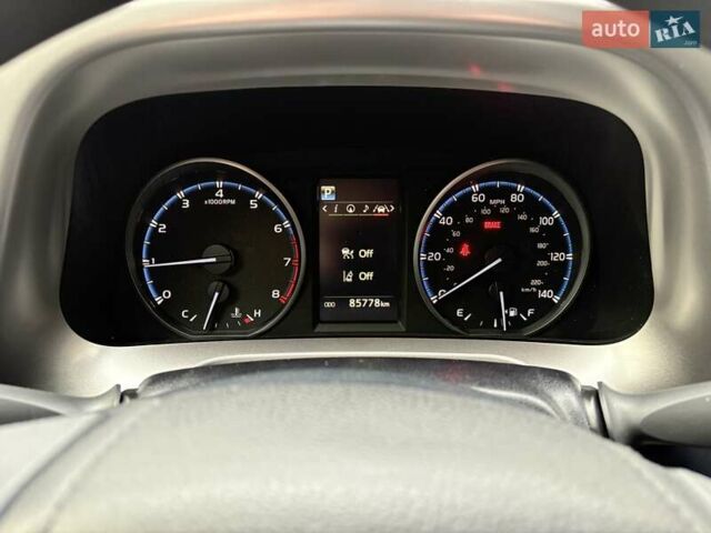 Серый Тойота РАВ 4, объемом двигателя 2.49 л и пробегом 85 тыс. км за 19500 $, фото 7 на Automoto.ua