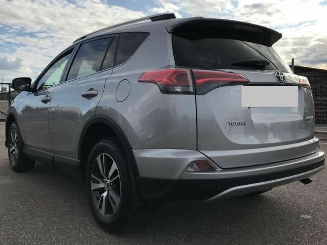 Сірий Тойота РАВ 4, об'ємом двигуна 0 л та пробігом 183 тис. км за 14500 $, фото 5 на Automoto.ua