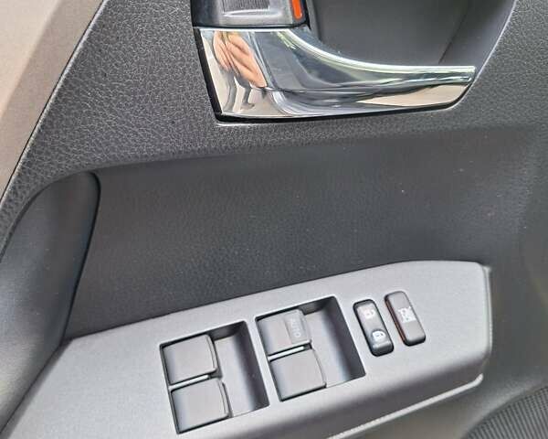 Серый Тойота РАВ 4, объемом двигателя 2.49 л и пробегом 87 тыс. км за 24500 $, фото 34 на Automoto.ua