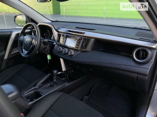 Сірий Тойота РАВ 4, об'ємом двигуна 2.49 л та пробігом 118 тис. км за 17800 $, фото 31 на Automoto.ua