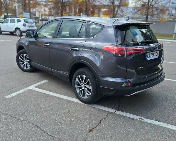 Серый Тойота РАВ 4, объемом двигателя 2.49 л и пробегом 87 тыс. км за 24500 $, фото 13 на Automoto.ua