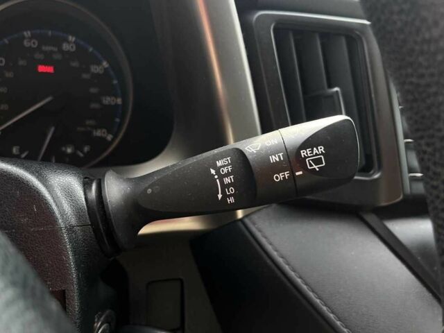 Серый Тойота РАВ 4, объемом двигателя 2.5 л и пробегом 48 тыс. км за 18700 $, фото 14 на Automoto.ua