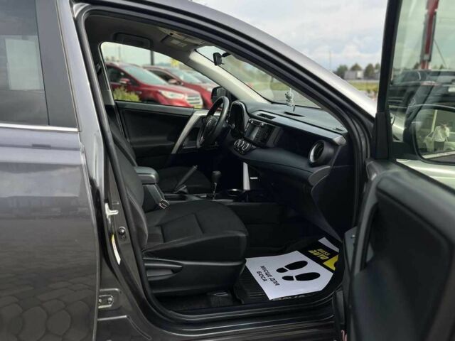 Серый Тойота РАВ 4, объемом двигателя 2.5 л и пробегом 48 тыс. км за 18700 $, фото 22 на Automoto.ua