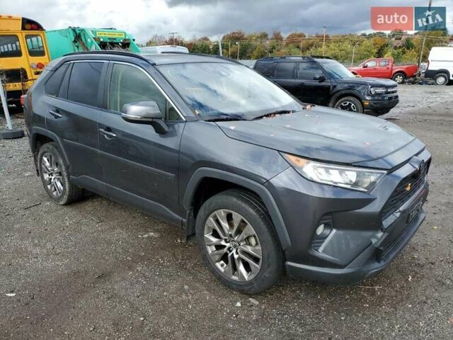 Серый Тойота РАВ 4, объемом двигателя 2.49 л и пробегом 161 тыс. км за 8300 $, фото 3 на Automoto.ua