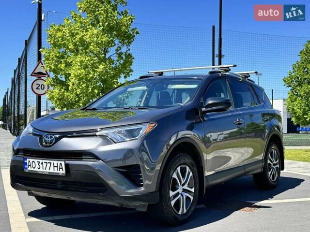 Сірий Тойота РАВ 4, об'ємом двигуна 2.49 л та пробігом 48 тис. км за 18300 $, фото 7 на Automoto.ua