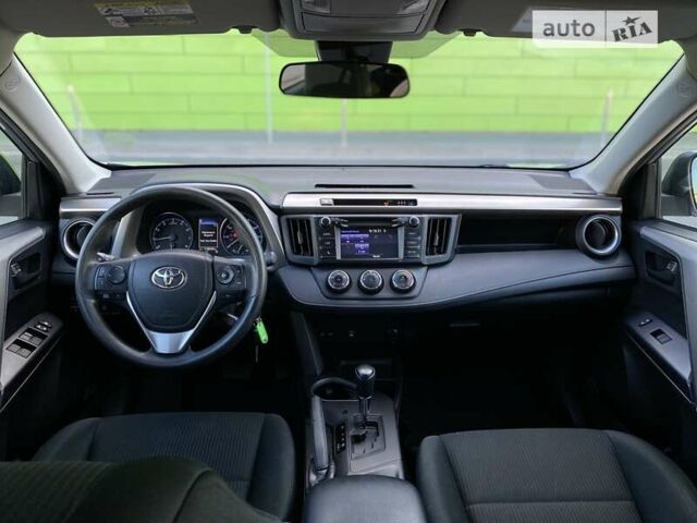 Сірий Тойота РАВ 4, об'ємом двигуна 2.49 л та пробігом 118 тис. км за 17800 $, фото 20 на Automoto.ua
