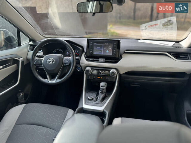 Серый Тойота РАВ 4, объемом двигателя 2.49 л и пробегом 64 тыс. км за 25000 $, фото 19 на Automoto.ua