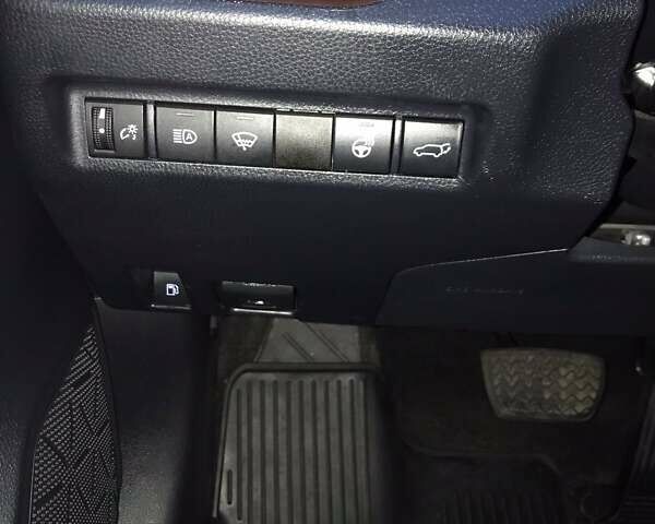 Сірий Тойота РАВ 4, об'ємом двигуна 2.49 л та пробігом 73 тис. км за 32300 $, фото 8 на Automoto.ua