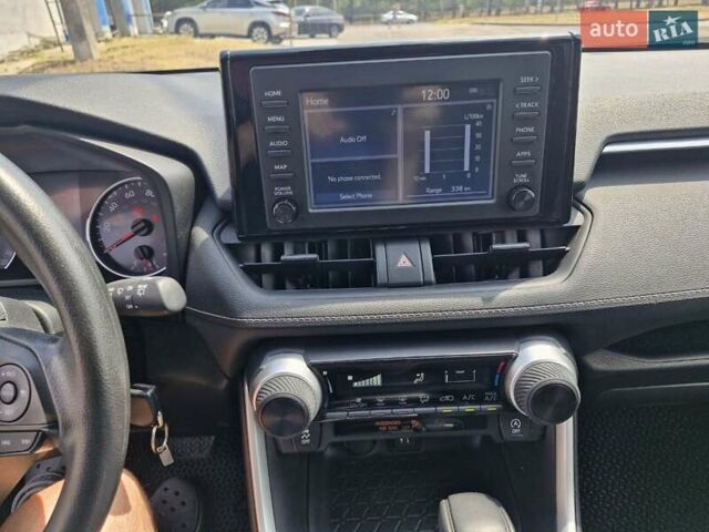 Сірий Тойота РАВ 4, об'ємом двигуна 2.5 л та пробігом 39 тис. км за 24199 $, фото 21 на Automoto.ua