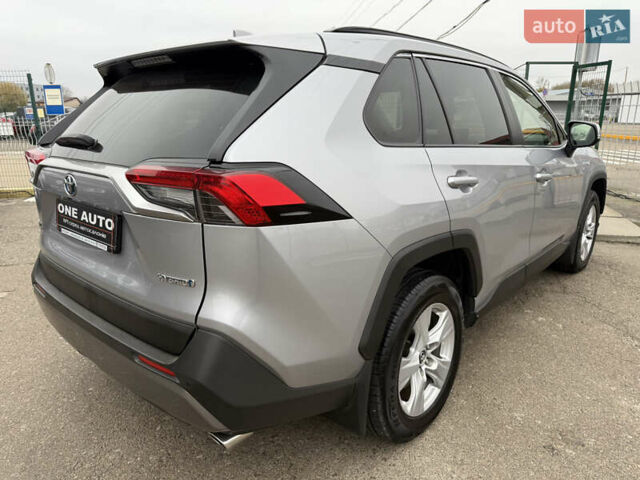 Сірий Тойота РАВ 4, об'ємом двигуна 2.49 л та пробігом 137 тис. км за 28990 $, фото 5 на Automoto.ua
