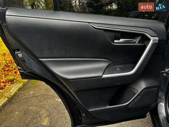 Сірий Тойота РАВ 4, об'ємом двигуна 2.5 л та пробігом 142 тис. км за 28990 $, фото 28 на Automoto.ua