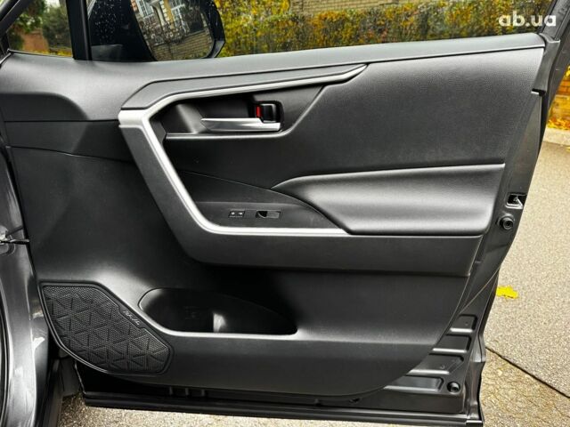 Серый Тойота РАВ 4, объемом двигателя 2.5 л и пробегом 142 тыс. км за 28990 $, фото 34 на Automoto.ua