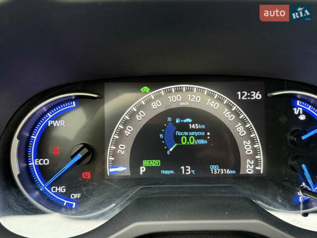 Сірий Тойота РАВ 4, об'ємом двигуна 2.49 л та пробігом 137 тис. км за 28990 $, фото 16 на Automoto.ua