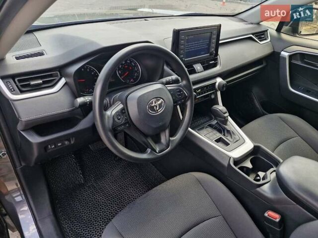 Сірий Тойота РАВ 4, об'ємом двигуна 2.5 л та пробігом 39 тис. км за 24199 $, фото 20 на Automoto.ua