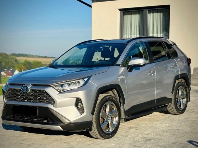 Серый Тойота РАВ 4, объемом двигателя 2.5 л и пробегом 120 тыс. км за 408 $, фото 3 на Automoto.ua