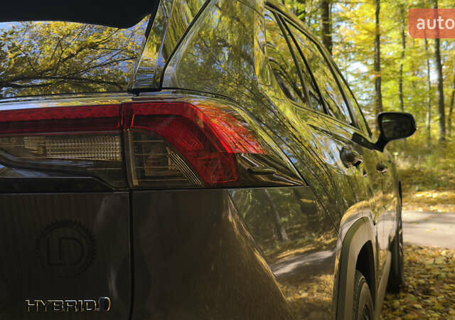 Серый Тойота РАВ 4, объемом двигателя 2.49 л и пробегом 120 тыс. км за 35600 $, фото 9 на Automoto.ua