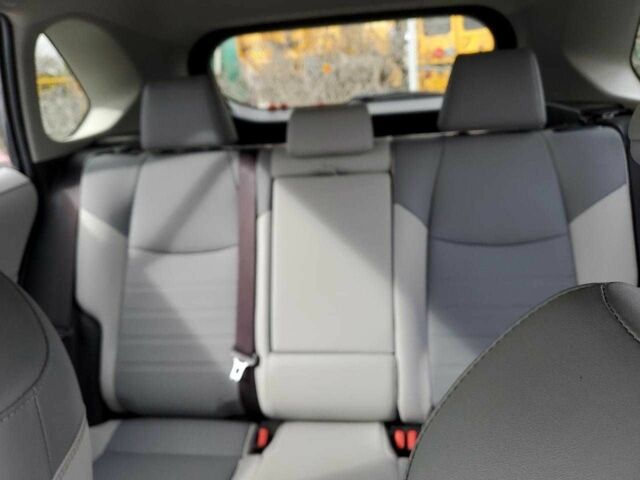 Сірий Тойота РАВ 4, об'ємом двигуна 2.5 л та пробігом 150 тис. км за 9000 $, фото 9 на Automoto.ua