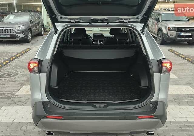 Серый Тойота РАВ 4, объемом двигателя 2.49 л и пробегом 48 тыс. км за 36966 $, фото 9 на Automoto.ua