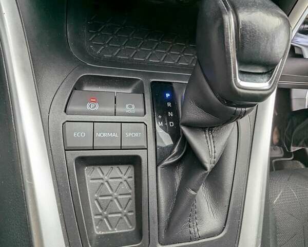 Серый Тойота РАВ 4, объемом двигателя 1.99 л и пробегом 39 тыс. км за 27700 $, фото 12 на Automoto.ua