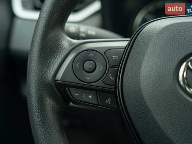 Тойота РАВ 4 2019 в Черновцах на Automoto.ua Серый Тойота РАВ 4, объемом двигателя 2.5 л и пробегом 24 тыс. км за 29900 $, фото 23 на Automoto.ua