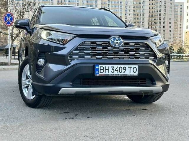 Серый Тойота РАВ 4, объемом двигателя 2.5 л и пробегом 62 тыс. км за 28000 $, фото 3 на Automoto.ua