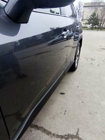 Серый Тойота РАВ 4, объемом двигателя 2.49 л и пробегом 161 тыс. км за 32500 $, фото 1 на Automoto.ua