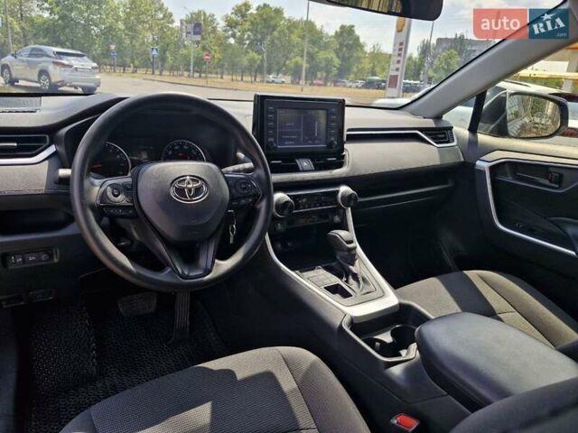 Сірий Тойота РАВ 4, об'ємом двигуна 2.5 л та пробігом 39 тис. км за 24199 $, фото 16 на Automoto.ua