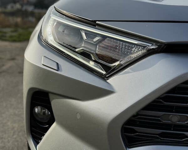 Серый Тойота РАВ 4, объемом двигателя 2.49 л и пробегом 158 тыс. км за 29999 $, фото 8 на Automoto.ua