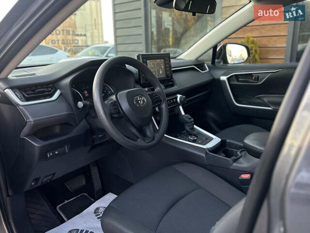 Серый Тойота РАВ 4, объемом двигателя 2.49 л и пробегом 123 тыс. км за 31999 $, фото 29 на Automoto.ua