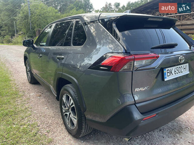 Серый Тойота РАВ 4, объемом двигателя 1.99 л и пробегом 158 тыс. км за 22300 $, фото 12 на Automoto.ua