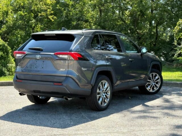 Сірий Тойота РАВ 4, об'ємом двигуна 2 л та пробігом 40 тис. км за 16000 $, фото 5 на Automoto.ua