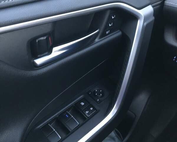 Сірий Тойота РАВ 4, об'ємом двигуна 2.49 л та пробігом 73 тис. км за 32300 $, фото 11 на Automoto.ua