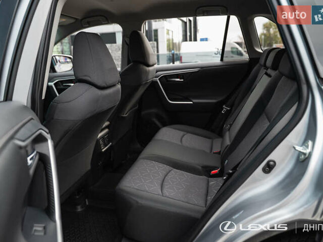 Сірий Тойота РАВ 4, об'ємом двигуна 1.99 л та пробігом 92 тис. км за 23500 $, фото 17 на Automoto.ua