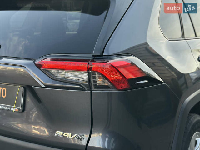 Серый Тойота РАВ 4, объемом двигателя 2.49 л и пробегом 123 тыс. км за 31999 $, фото 22 на Automoto.ua