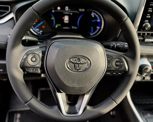 Серый Тойота РАВ 4, объемом двигателя 2.49 л и пробегом 158 тыс. км за 29999 $, фото 29 на Automoto.ua