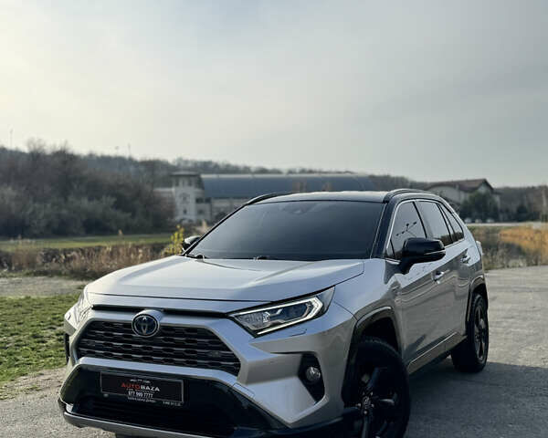 Серый Тойота РАВ 4, объемом двигателя 2.49 л и пробегом 158 тыс. км за 29999 $, фото 3 на Automoto.ua