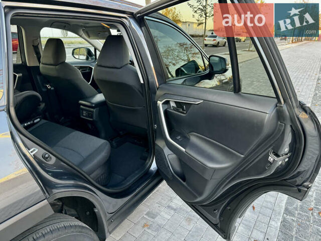 Серый Тойота РАВ 4, объемом двигателя 2.5 л и пробегом 130 тыс. км за 27999 $, фото 11 на Automoto.ua