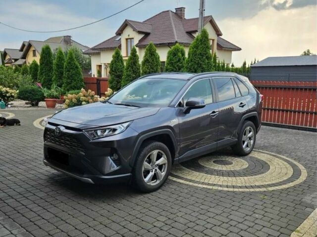 Тойота РАВ 4 2019 в Киеве на Automoto.ua Серый Тойота РАВ 4, объемом двигателя 2.5 л и пробегом 90 тыс. км за 15900 $, фото 1 на Automoto.ua