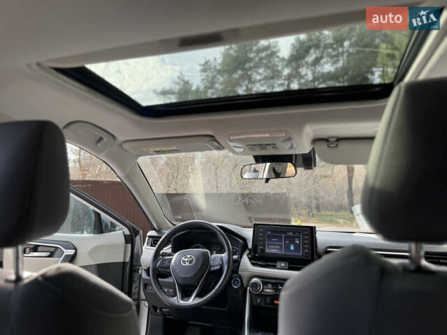 Серый Тойота РАВ 4, объемом двигателя 2.49 л и пробегом 64 тыс. км за 25000 $, фото 20 на Automoto.ua