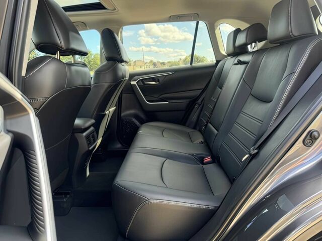 Серый Тойота РАВ 4, объемом двигателя 2.5 л и пробегом 32 тыс. км за 16700 $, фото 14 на Automoto.ua