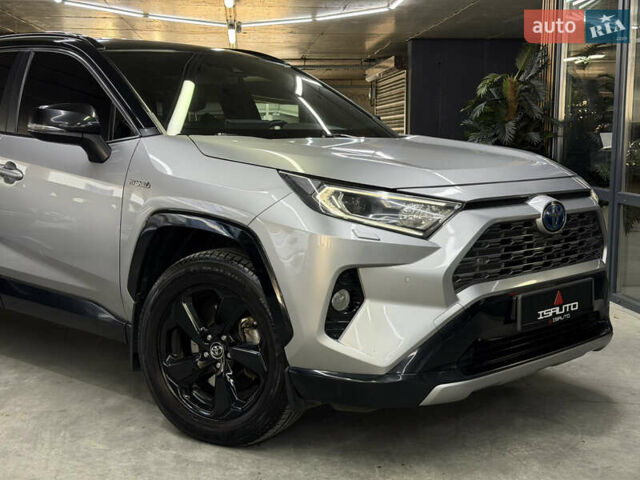 Серый Тойота РАВ 4, объемом двигателя 2.49 л и пробегом 139 тыс. км за 30900 $, фото 3 на Automoto.ua