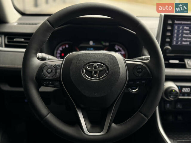 Серый Тойота РАВ 4, объемом двигателя 1.99 л и пробегом 204 тыс. км за 23500 $, фото 9 на Automoto.ua