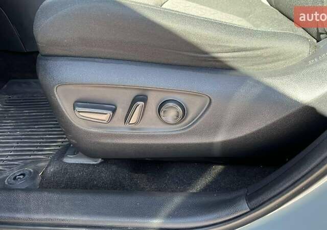 Серый Тойота РАВ 4, объемом двигателя 2.49 л и пробегом 57 тыс. км за 27000 $, фото 9 на Automoto.ua