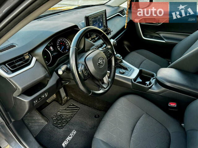 Серый Тойота РАВ 4, объемом двигателя 2.5 л и пробегом 130 тыс. км за 27999 $, фото 15 на Automoto.ua